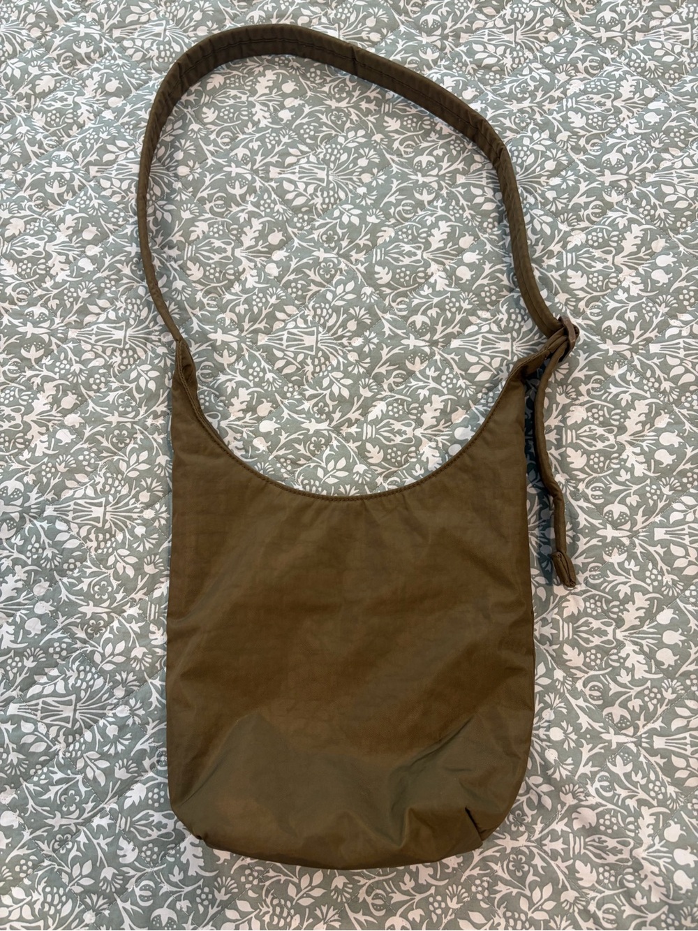 Baggu sling bag